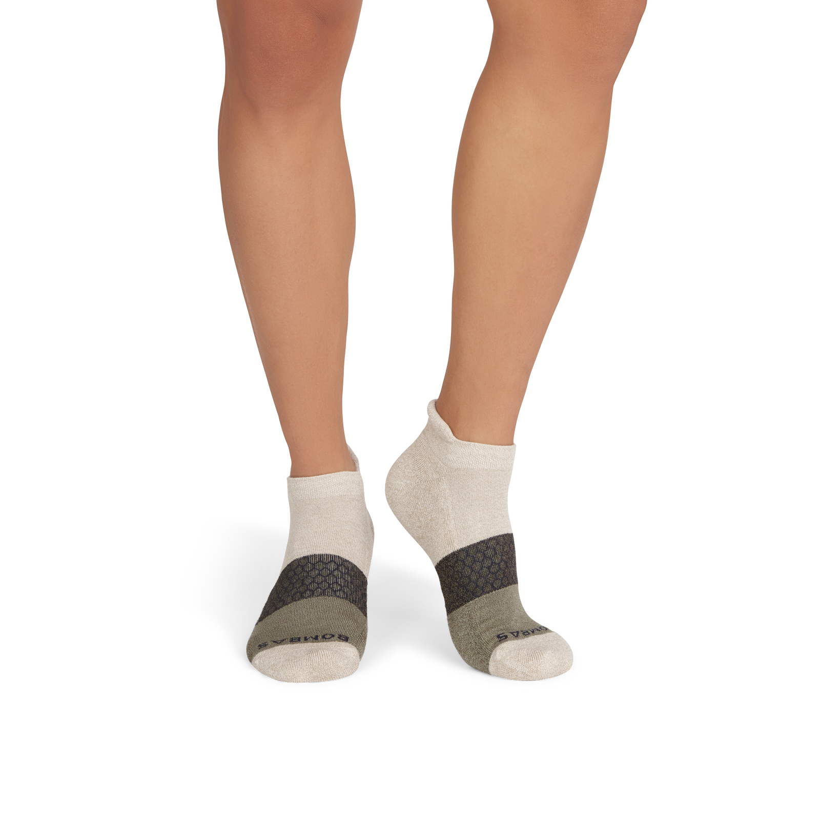 official-bombas::3628-washedtaupe-black-adult-male-onmodel-2-transparent.png