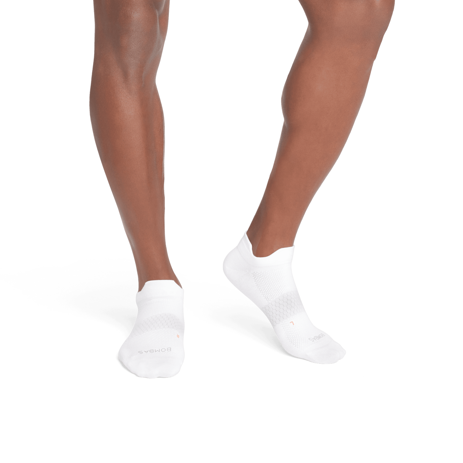 official-bombas::7752-white-adult-male-2-transparent.png