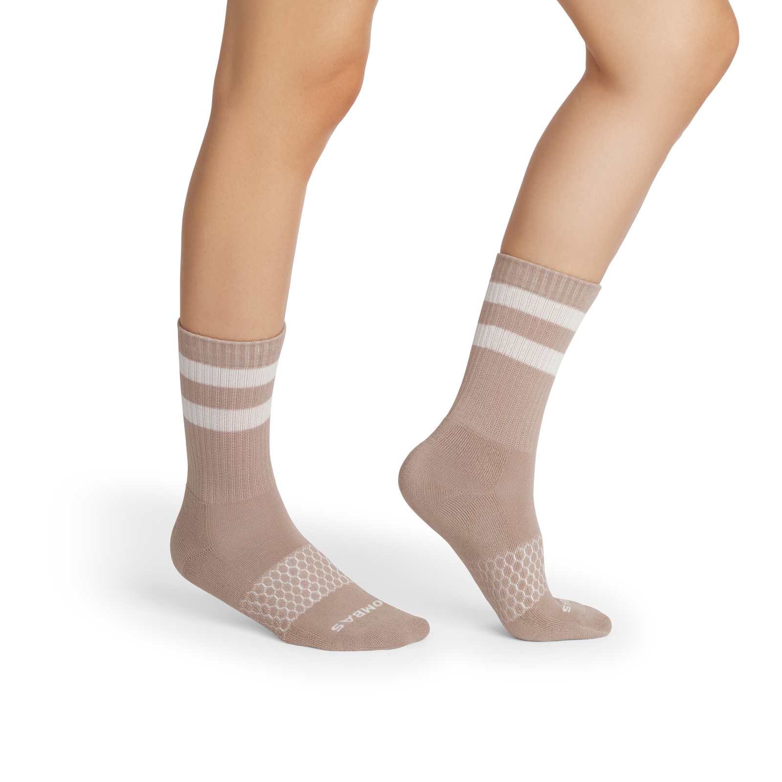 8889-naturaltaupe-softwhite-adult-female-onmodel-2-transparent-(1)