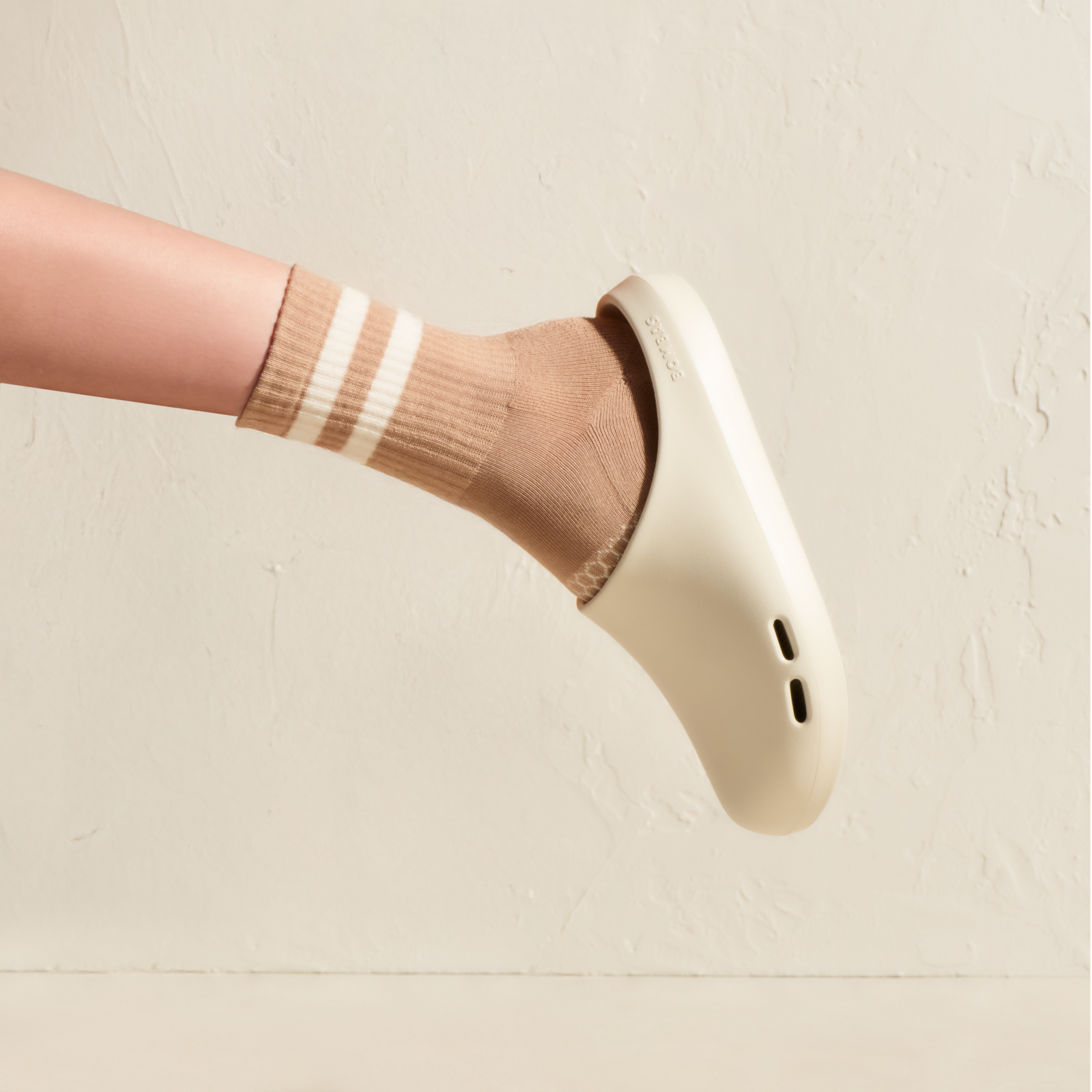 Women's Friday Clog - Bone [LIFESTYLE] [9126]