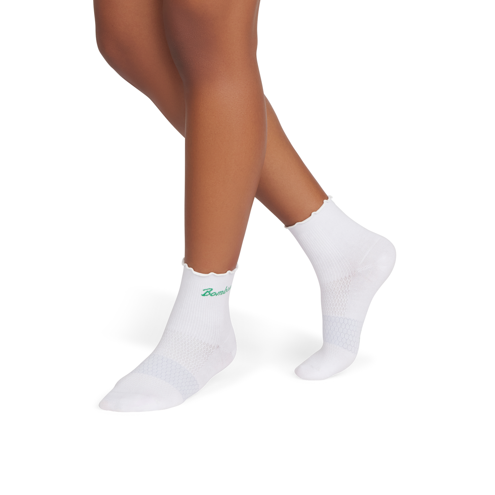 official-bombas::9161-white-adult-female-onmodel-2-transparent-_1_.png