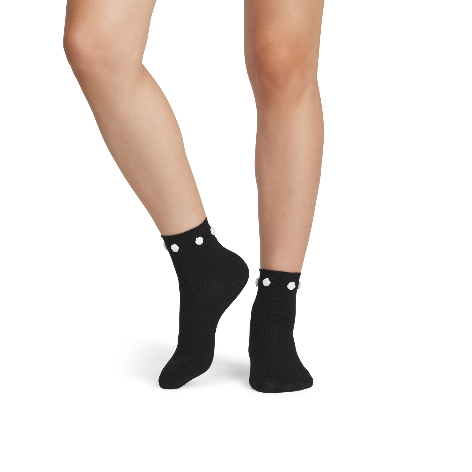 official-bombas::9368-black-adult-female-onmodel-3-transparent.png