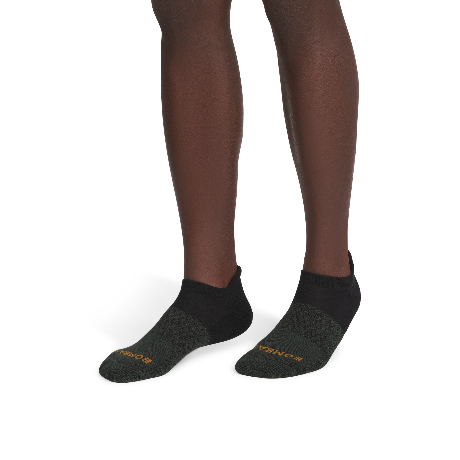 official-bombas::9813-darkbalsam-black-adult-male-onmodel-2-transparent.png